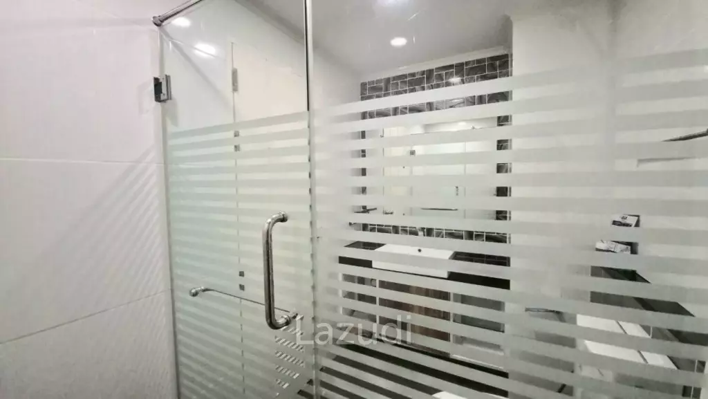 Studio 1 Bathroom 26 SQ.M. Dusit Grand Park