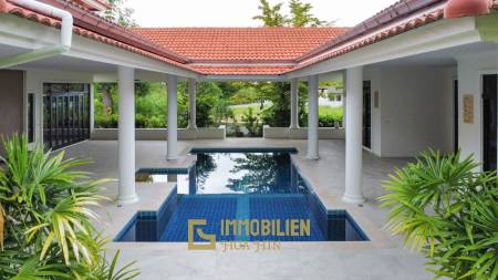 Golfplatzlage / 450 qm Wohnfläche / 2076 qm Grundstück