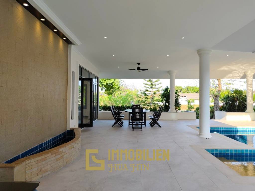 Golfplatzlage / 450 qm Wohnfläche / 2076 qm Grundstück