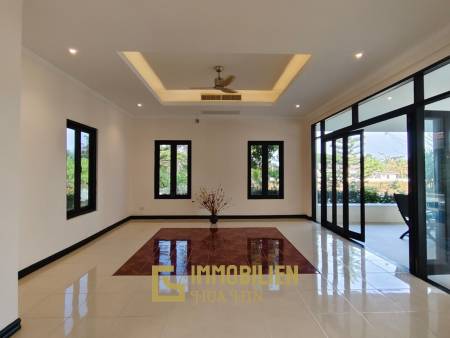 Golfplatzlage / 450 qm Wohnfläche / 2076 qm Grundstück