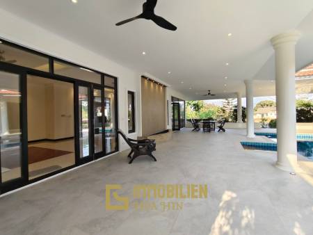 Golfplatzlage / 450 qm Wohnfläche / 2076 qm Grundstück