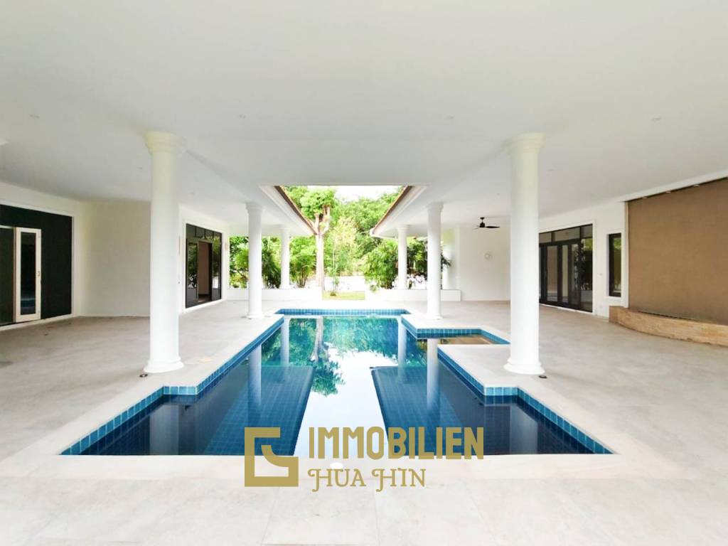 Golfplatzlage / 450 qm Wohnfläche / 2076 qm Grundstück