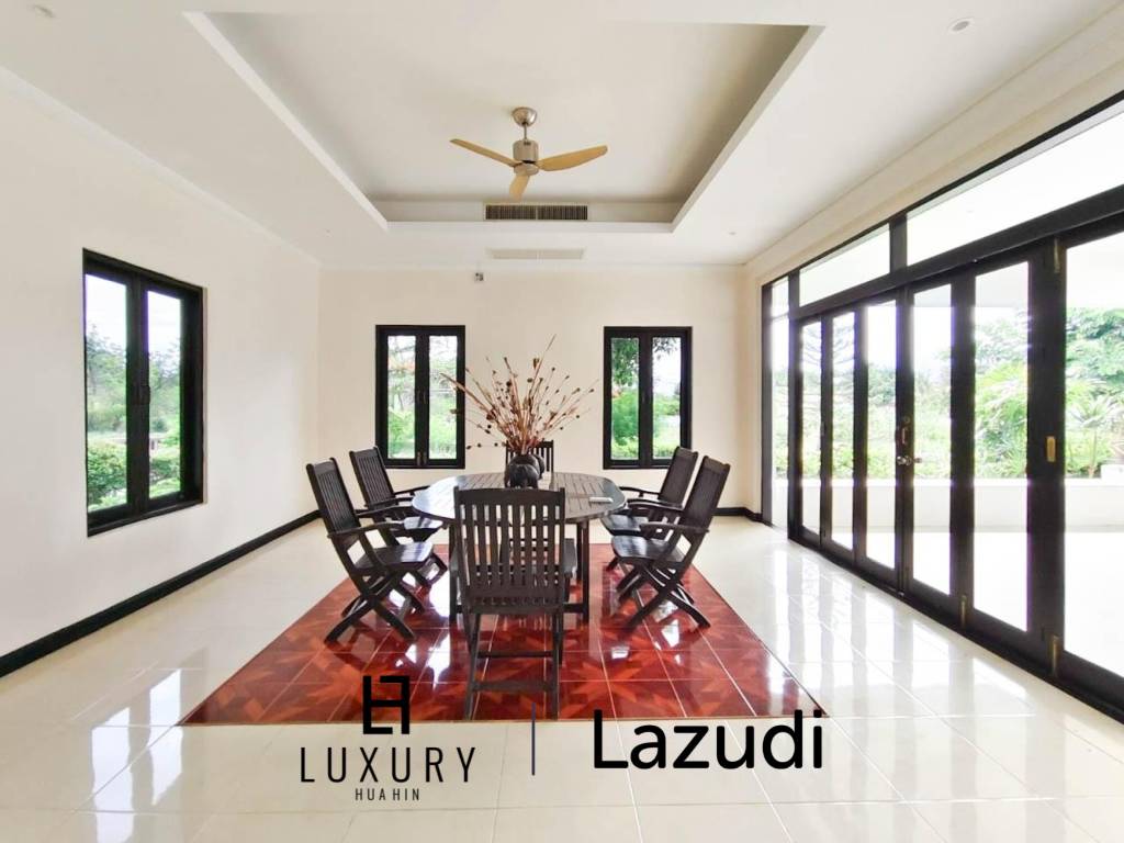 450 sqm Golf Course Villa with Pool in Palm Hills Cha-Am