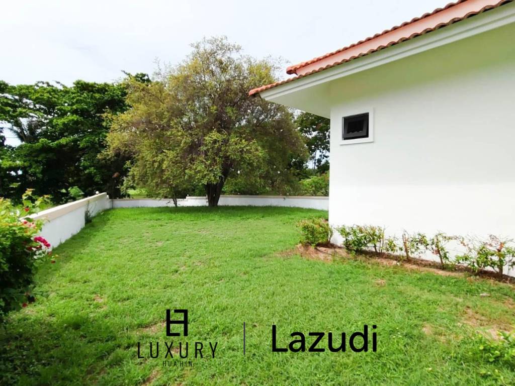 450 sqm Golf Course Villa with Pool in Palm Hills Cha-Am