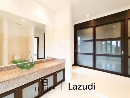 450 sqm Golf Course Villa with Pool in Palm Hills Cha-Am