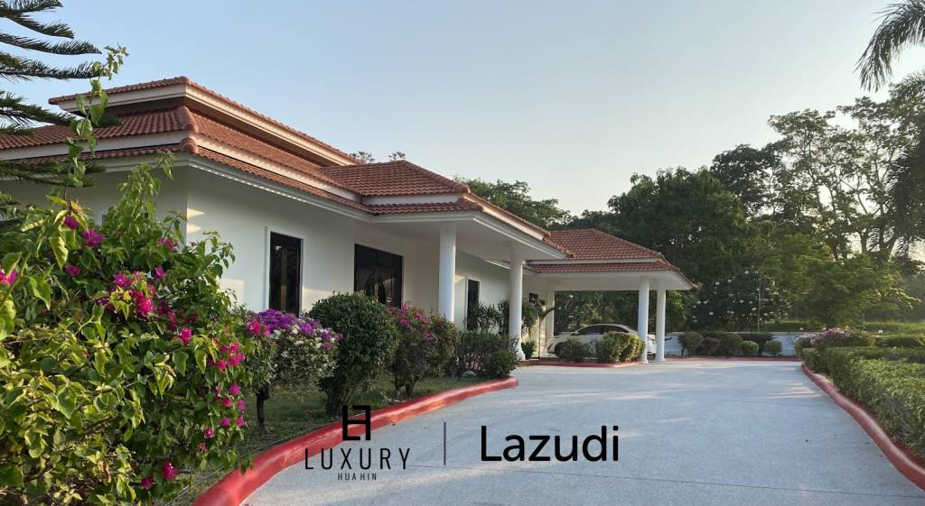 450 sqm Golf Course Villa with Pool in Palm Hills Cha-Am