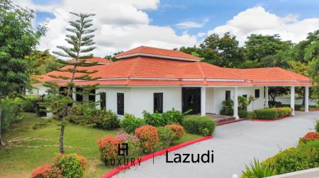 450 sqm Golf Course Villa with Pool in Palm Hills Cha-Am