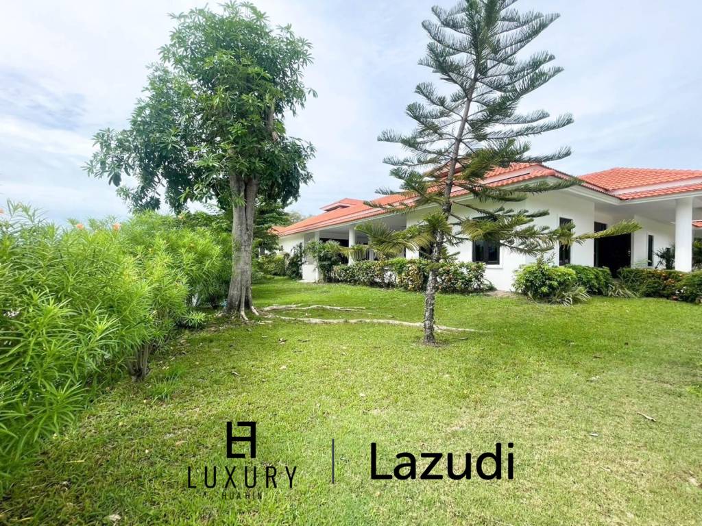 450 sqm Golf Course Villa with Pool in Palm Hills Cha-Am