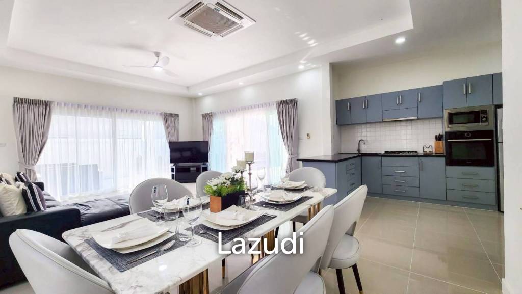 AVENUE 88  GOLD : Renovated 3 Bed Pool Villa