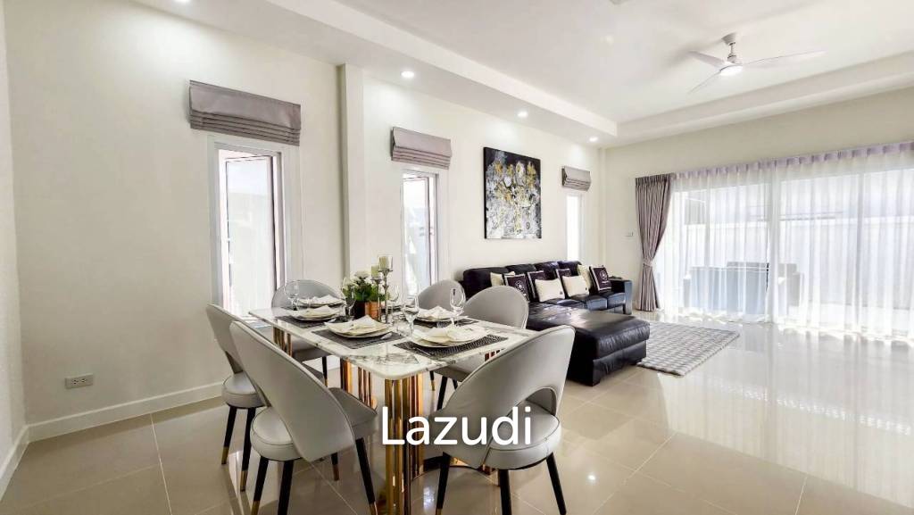 AVENUE 88  GOLD : Renovated 3 Bed Pool Villa