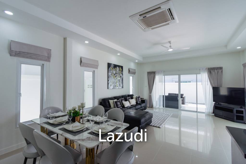 AVENUE 88  GOLD : Renovated 3 Bed Pool Villa