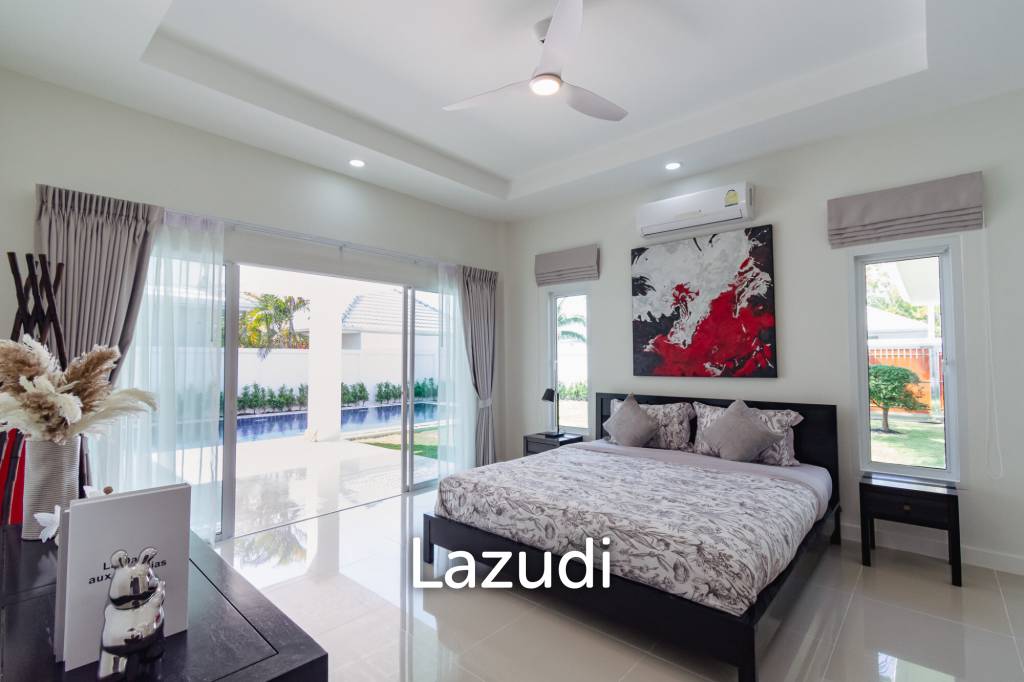 AVENUE 88  GOLD : Renovated 3 Bed Pool Villa