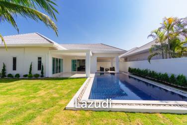 AVENUE 88  GOLD : Renovated 3 Bed Pool Villa