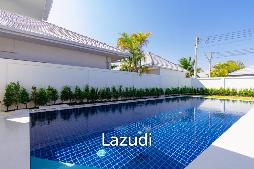 AVENUE 88  GOLD : Renovated 3 Bed Pool Villa