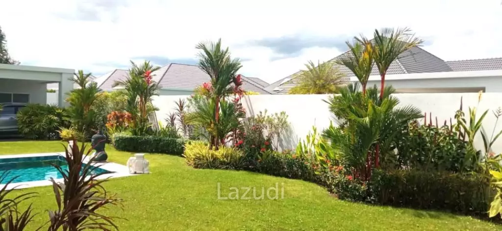 235 Sqm 3-Bed Modern Pool Villa in Baan Phu Thara Phase 1