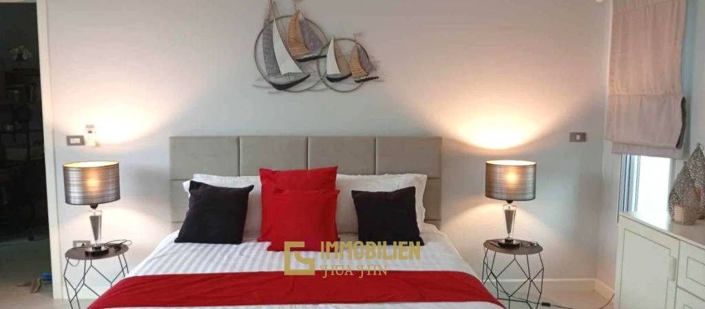 880 qm Grundstück / 235 qm Wohnfläche / komplett möbliert