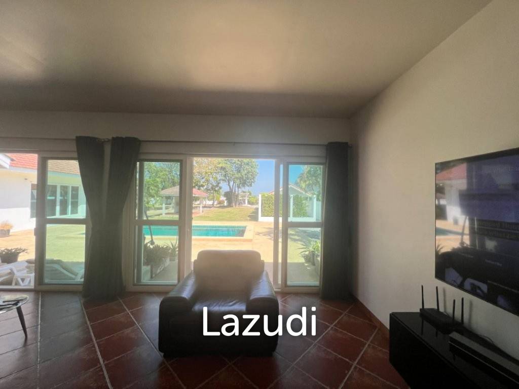 Pool Villa in Dolphin Bay : Large 3 bed pool villa on large land plot of 1.5 Rai