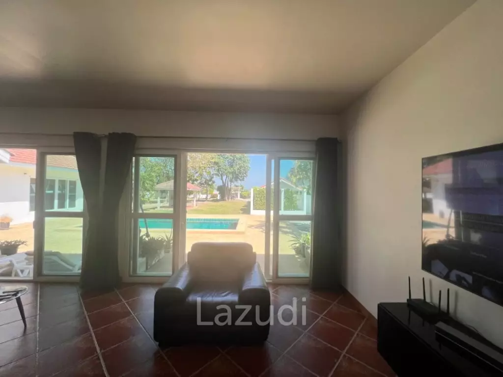 Pool Villa in Dolphin Bay : Large 3 bed pool villa on large land plot of 1.5 Rai