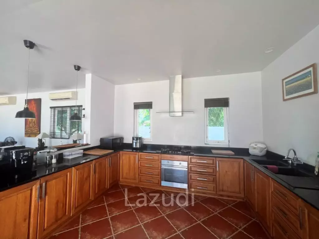 Pool Villa in Dolphin Bay : Large 3 bed pool villa on large land plot of 1.5 Rai