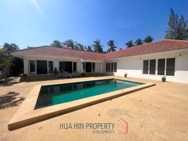 Pool Villa in Dolphin Bay : Large 3 bed pool villa on large land plot of 1.5 Rai