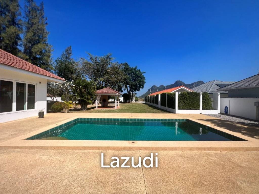 Pool Villa in Dolphin Bay : Large 3 bed pool villa on large land plot of 1.5 Rai