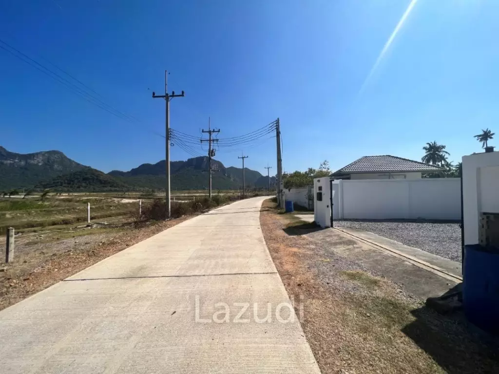 Pool Villa in Dolphin Bay : Large 3 bed pool villa on large land plot of 1.5 Rai