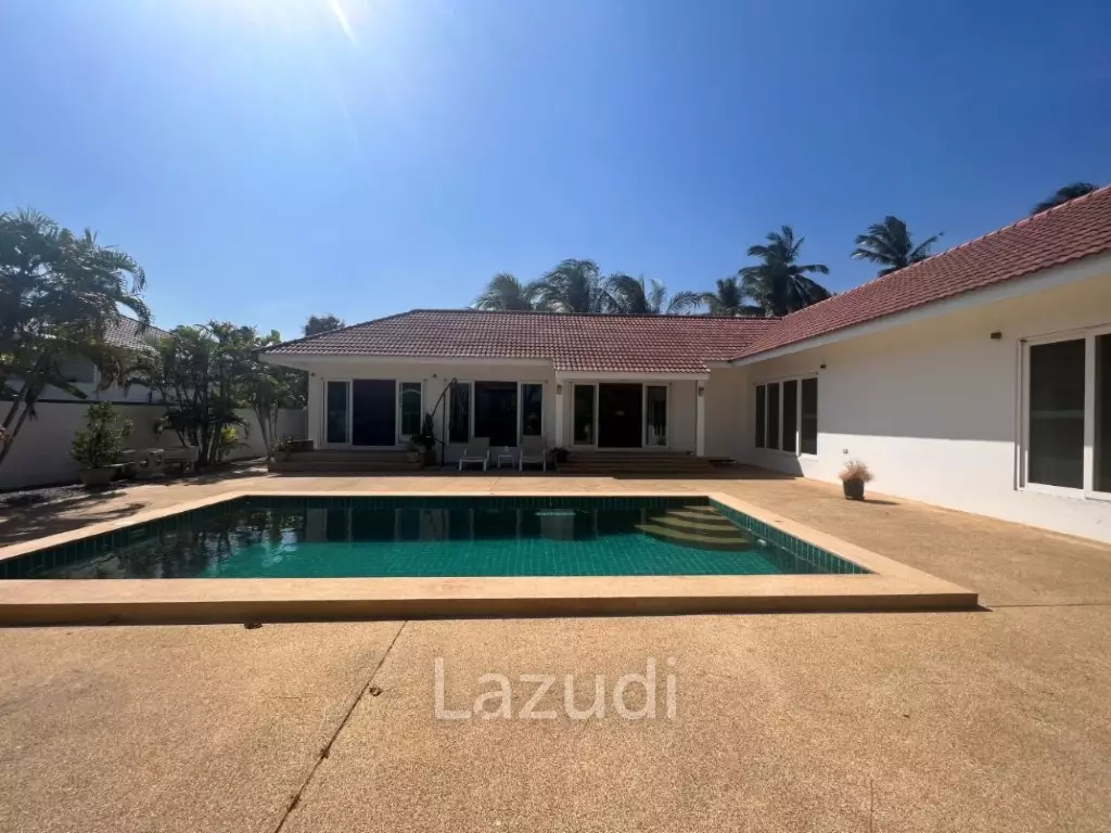 Pool Villa in Dolphin Bay : Large 3 bed pool villa on large land plot of 1.5 Rai