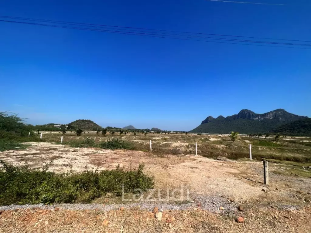 Pool Villa in Dolphin Bay : Large 3 bed pool villa on large land plot of 1.5 Rai