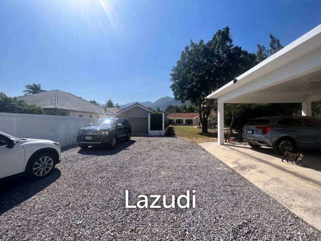 Pool Villa in Dolphin Bay : Large 3 bed pool villa on large land plot of 1.5 Rai