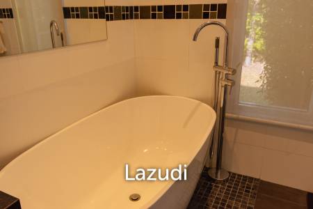 BAAN ING PHU : 3 BED NICE DESIGN POOL VILLA ON GOOD SIZED PLOT