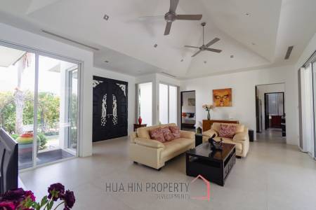 BAAN ING PHU : 3 BED NICE DESIGN POOL VILLA ON GOOD SIZED PLOT