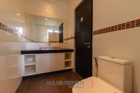 BAAN ING PHU : 3 BED NICE DESIGN POOL VILLA ON GOOD SIZED PLOT
