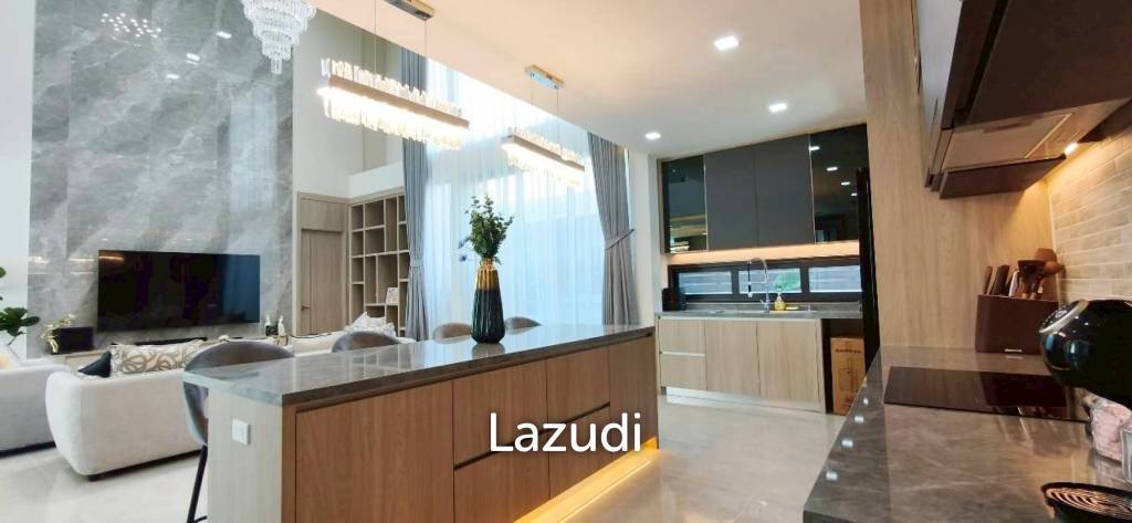 Modern Luxury Living Spacious Pool Villa at Impress House