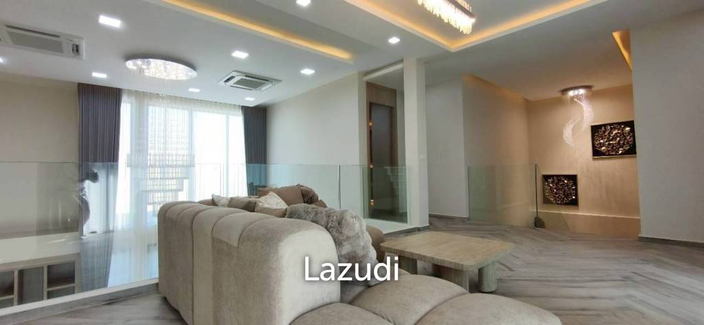 Modern Luxury Living Spacious Pool Villa at Impress House