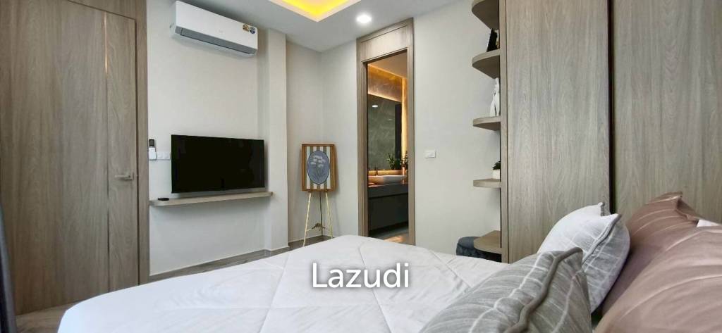 Modern Luxury Living Spacious Pool Villa at Impress House