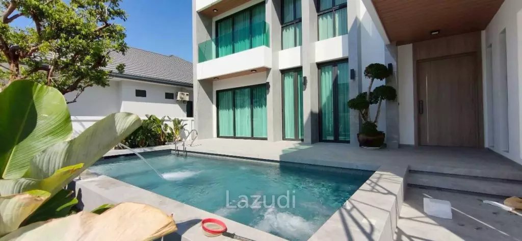 Modern Luxury Living Spacious Pool Villa at Impress House