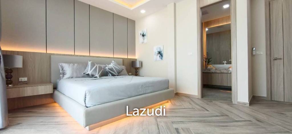 Modern Luxury Living Spacious Pool Villa at Impress House