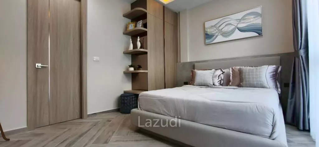 Modern Luxury Living Spacious Pool Villa at Impress House