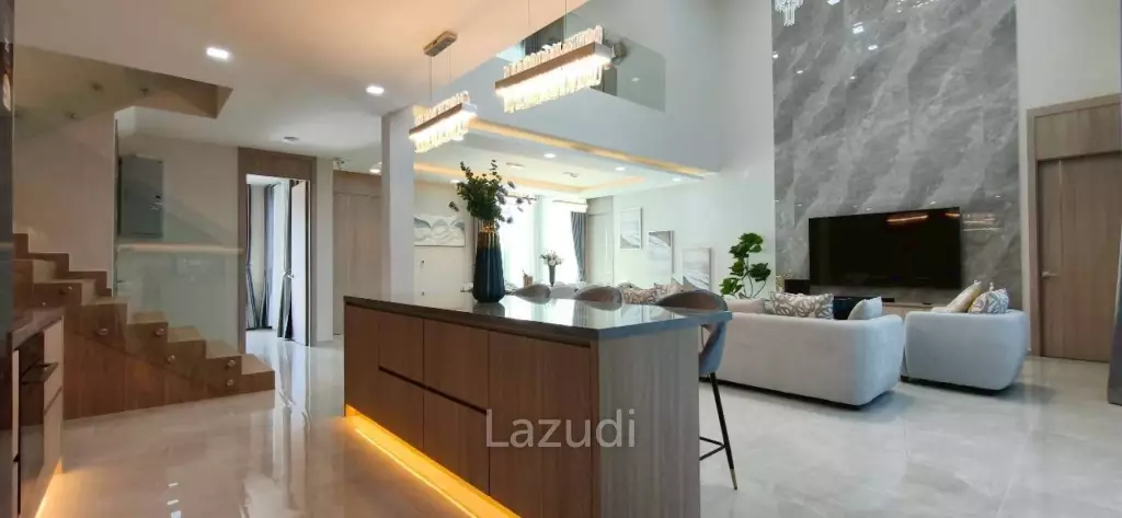 Modern Luxury Living Spacious Pool Villa at Impress House