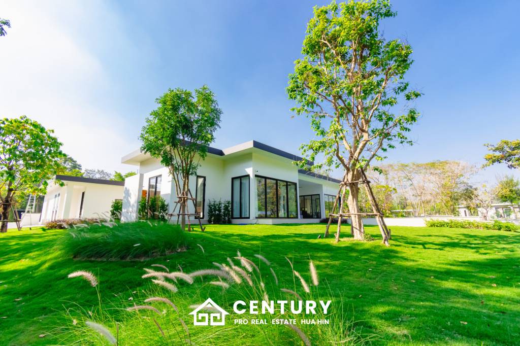 828 sqm modern pool villa on 3200 sqm in Springfield Estate Hua Hin, Cha-Am