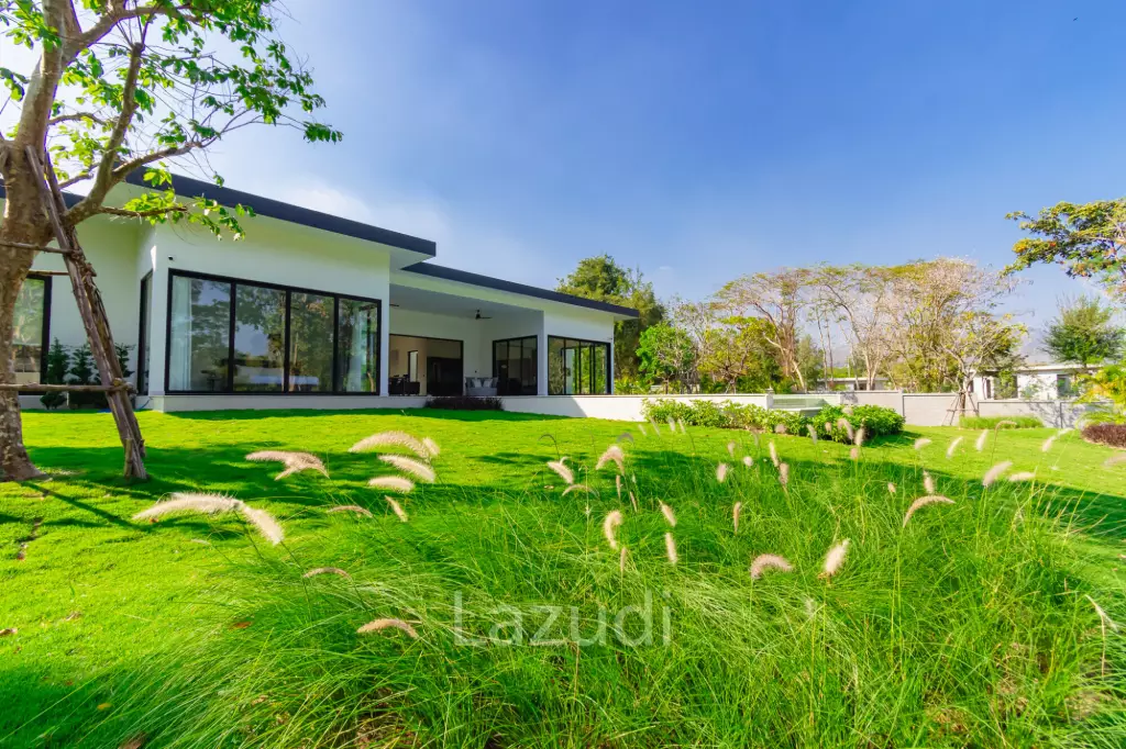828 sqm modern pool villa on 3200 sqm in Springfield Estate Hua Hin, Cha-Am