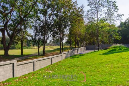 828 sqm modern pool villa on 3200 sqm in Springfield Estate Hua Hin, Cha-Am