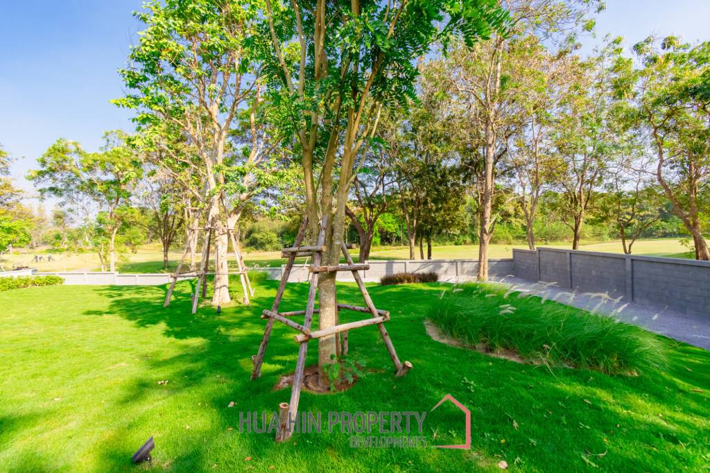 828 sqm modern pool villa on 3200 sqm in Springfield Estate Hua Hin, Cha-Am