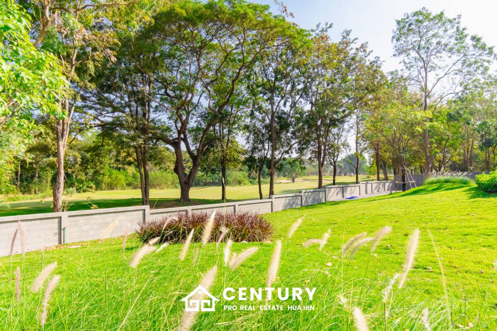 828 sqm modern pool villa on 3200 sqm in Springfield Estate Hua Hin, Cha-Am