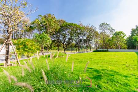 828 sqm modern pool villa on 3200 sqm in Springfield Estate Hua Hin, Cha-Am