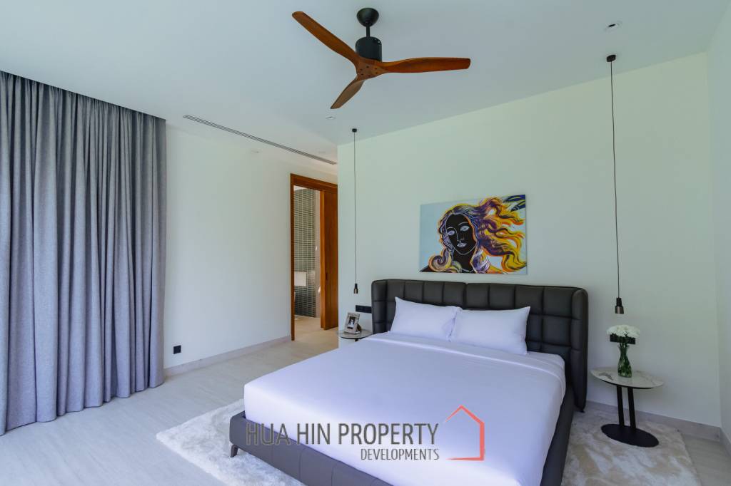 828 sqm modern pool villa on 3200 sqm in Springfield Estate Hua Hin, Cha-Am