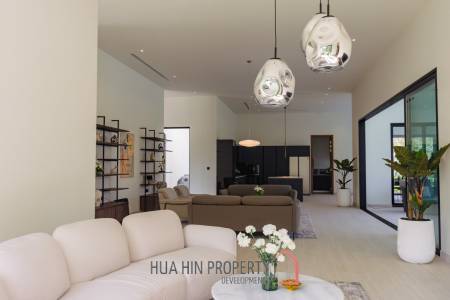 828 sqm modern pool villa on 3200 sqm in Springfield Estate Hua Hin, Cha-Am