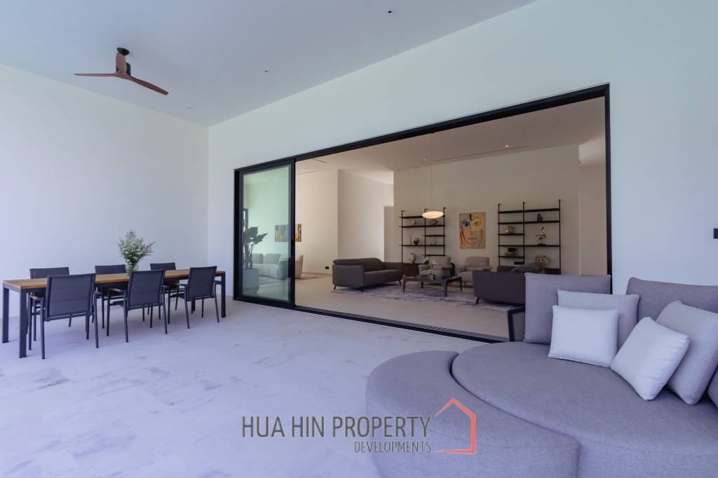 828 sqm modern pool villa on 3200 sqm in Springfield Estate Hua Hin, Cha-Am