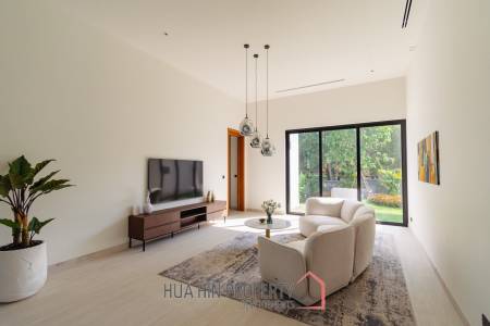 828 sqm modern pool villa on 3200 sqm in Springfield Estate Hua Hin, Cha-Am