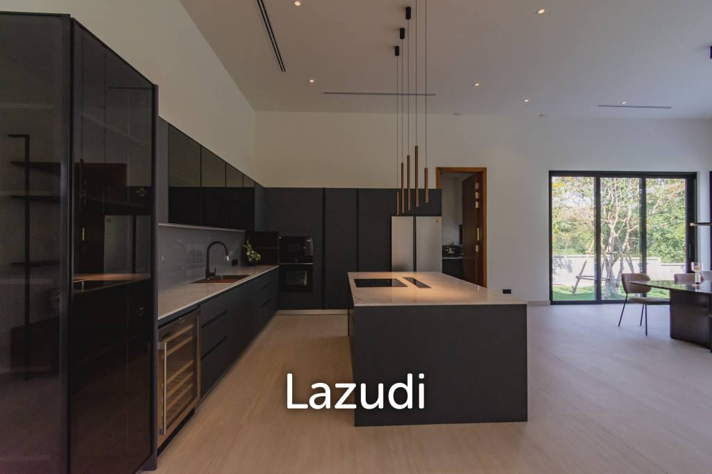 828 sqm modern pool villa on 3200 sqm in Springfield Estate Hua Hin, Cha-Am